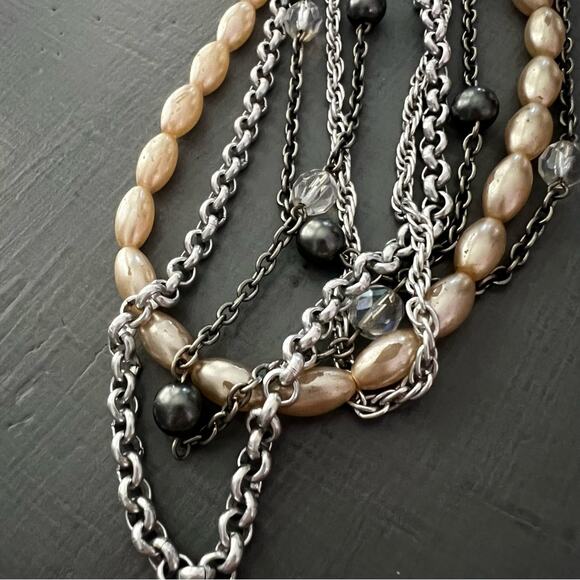 Sabika Multi Chain Layered Beaded Necklace - Picture 6 of 10